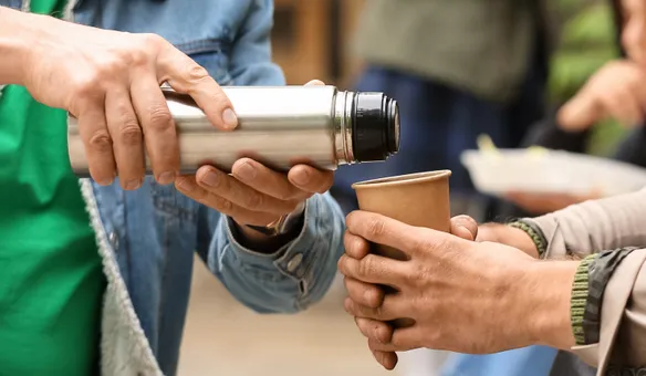 Partage de café entraide